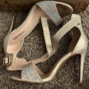 bellamarie size 8.5 champagne heels
